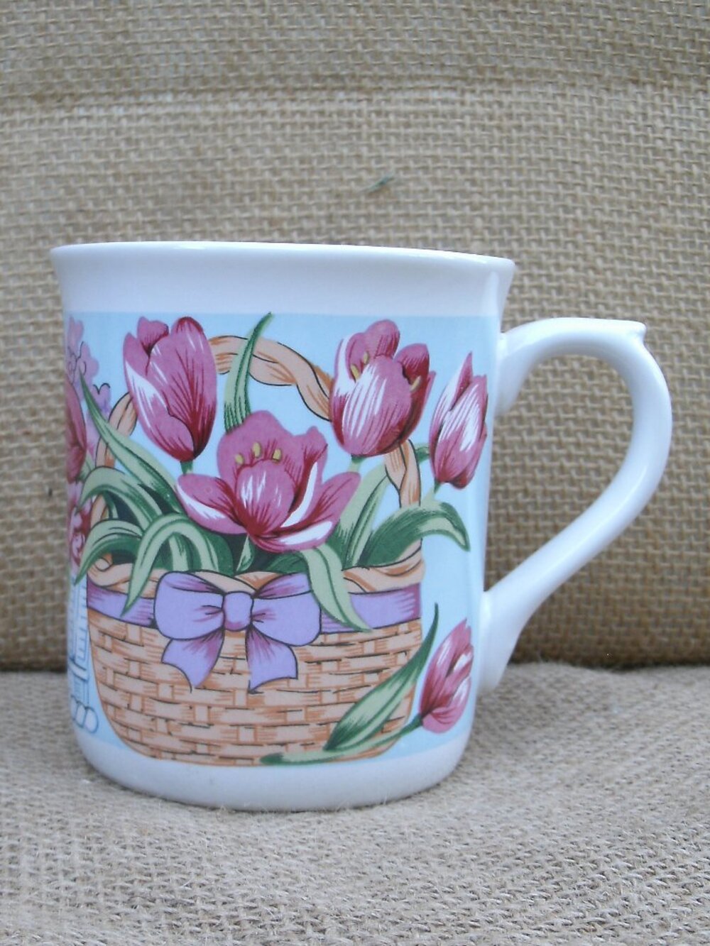 Vintage Papel Giftware Flower Baskets Design Mug